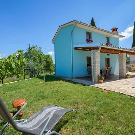 Casa Ulike Karojba
