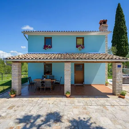 Casa Ulike Karojba